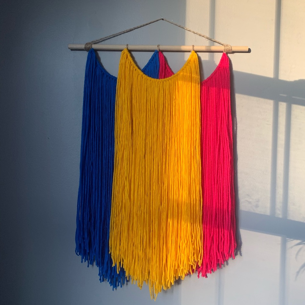 Colorful wall tapestry yarn wall decor